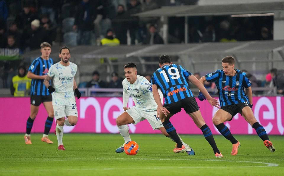 挡不住！国米“公牛”连轰4场破门！2025赛季狂揽15球震撼意甲全场！